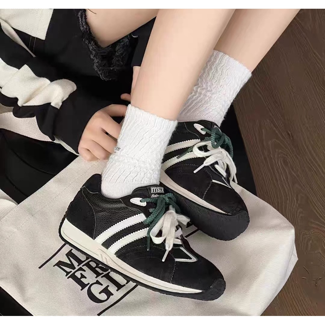 C8824  黑色  时尚百搭厚底圆头系带阿甘鞋女休闲鞋