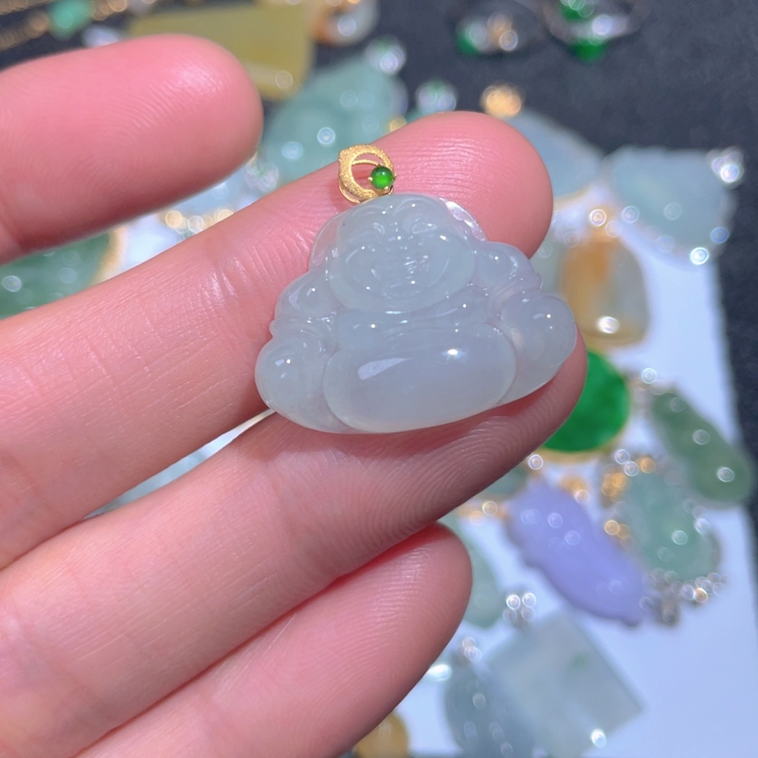 翡翠颈饰18K金镶嵌翡翠