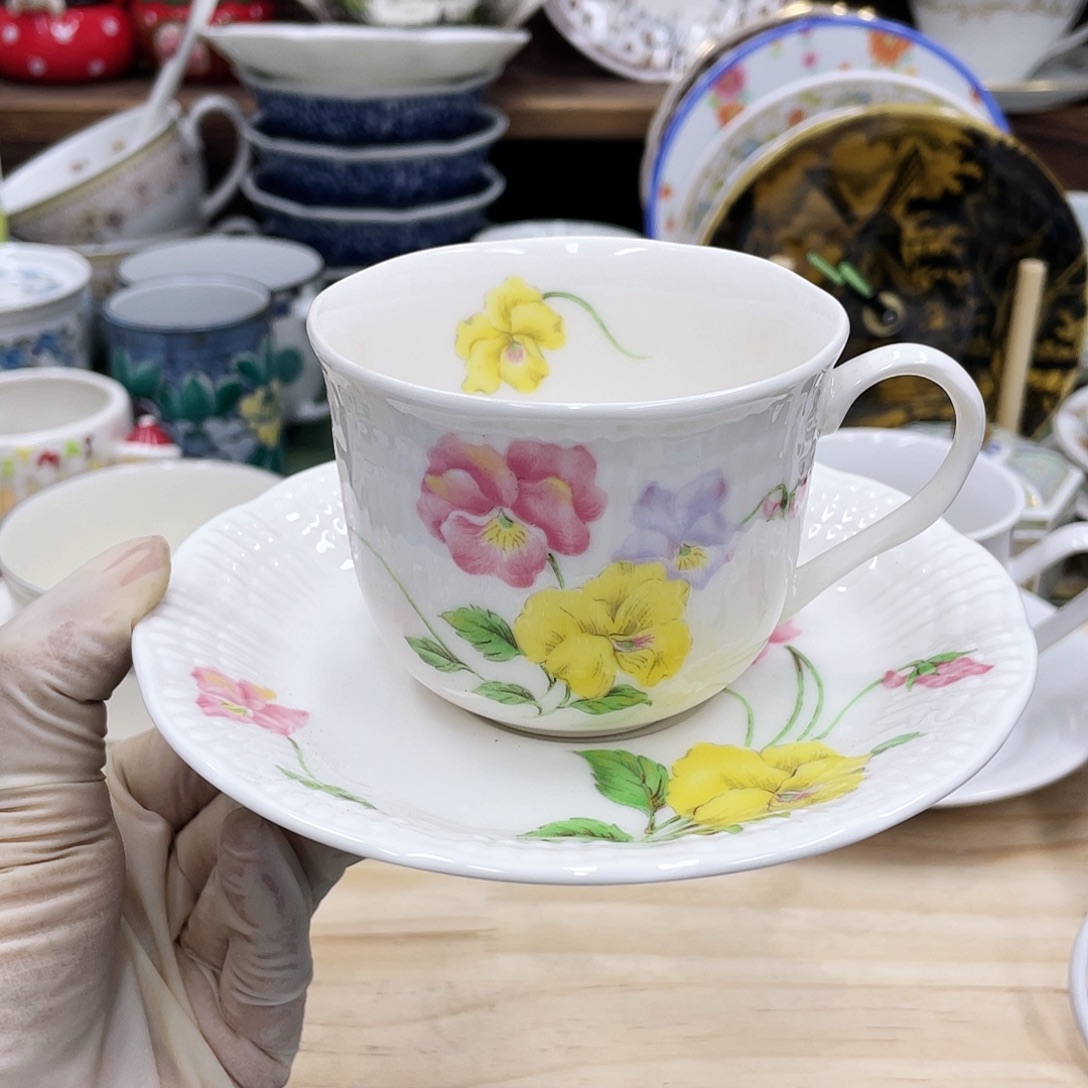 鹿屋家的美丽咖啡杯