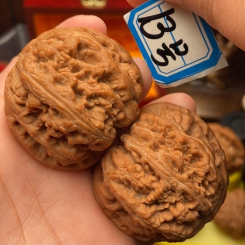 文玩核桃吊坠粗筋48
