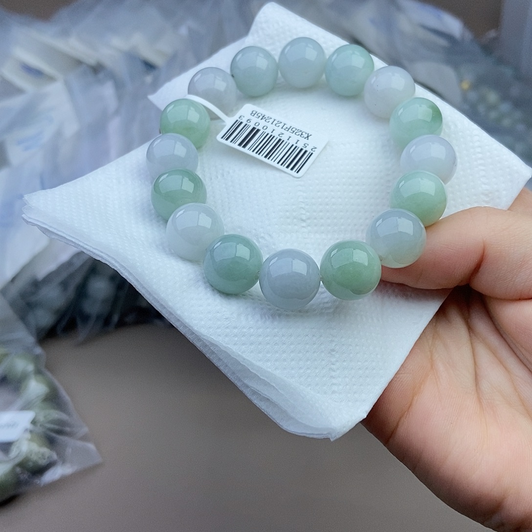 定制翡翠未镶嵌翡翠翡翠