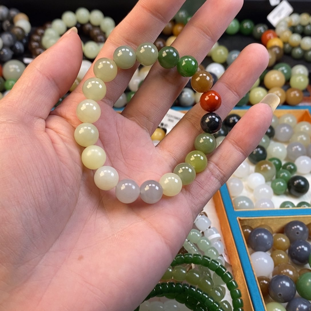 和田玉手串未镶嵌卡10多宝福利