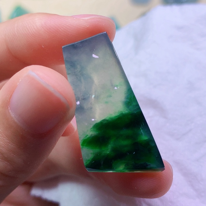 翡翠未镶嵌吊坠(不含链) 2790