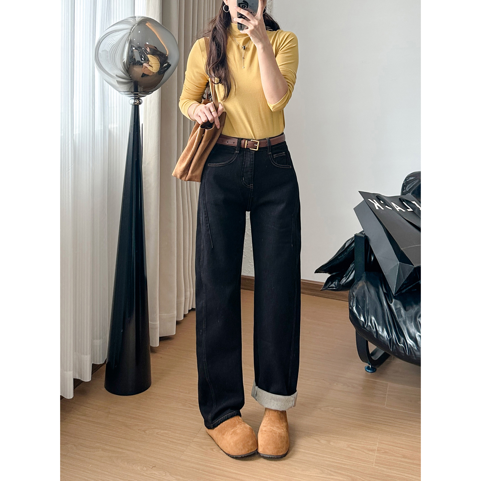 2025冬季新款原色丹宁蓝植绒弯刀裤女装加厚保暖弹力直筒牛仔裤