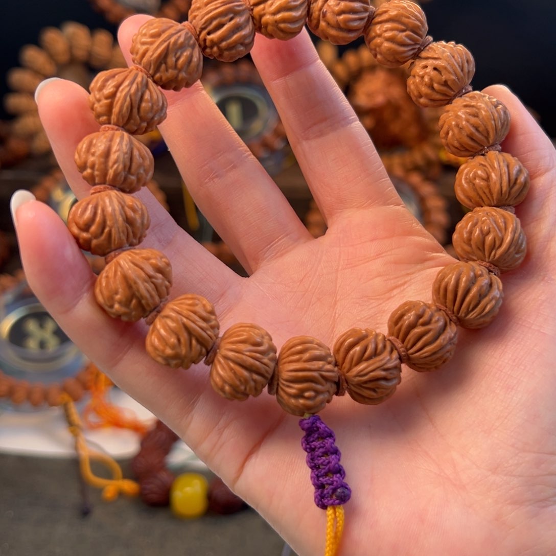 【闪购商品】桃核吊坠17尺寸铁罗汉