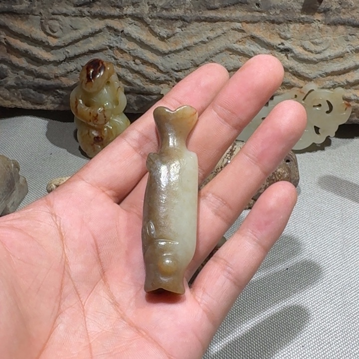 金***牛和田玉（糖玉）未镶嵌挂件