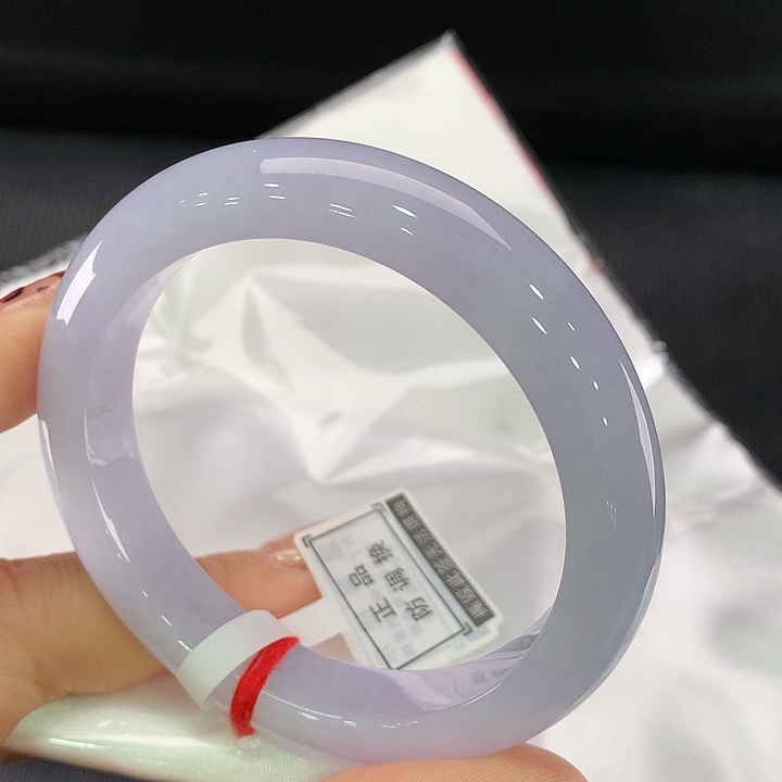 翡翠手镯未镶嵌正圈56