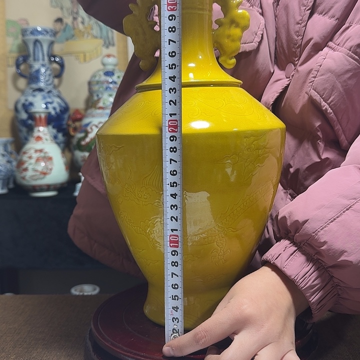 摆件                