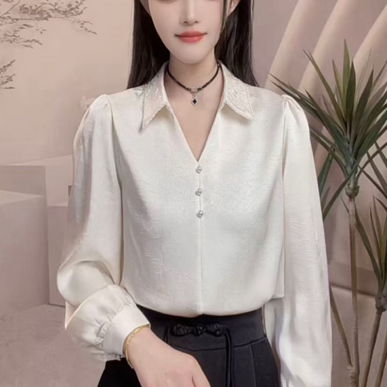 新款缎面优雅高级感长袖衬衫气质轻奢时尚百搭显瘦简约翻领打底
