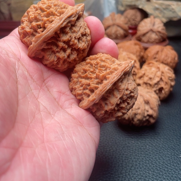 文玩核桃把件45全品山地满天星