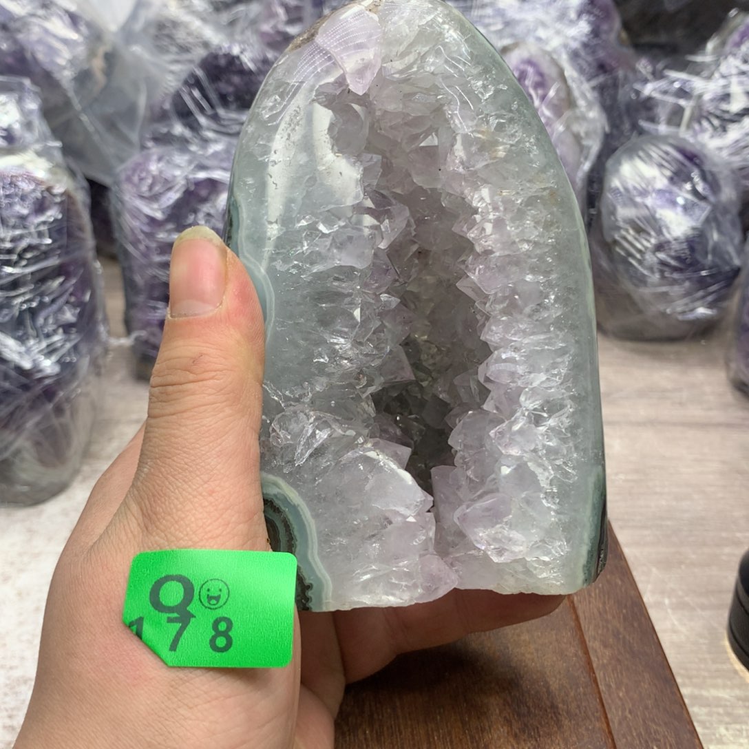 紫晶大型摆件（非配饰）未镶嵌