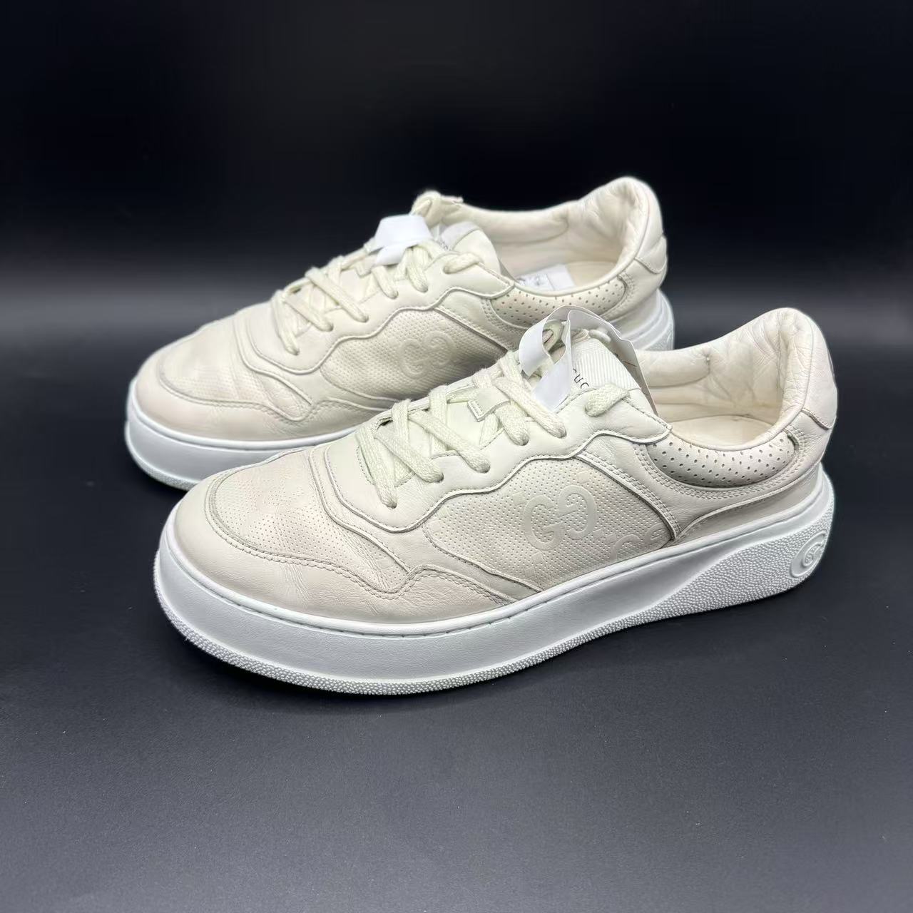 95新 GUCCI/古驰 男士时尚百搭饼干鞋41.5码 lb071