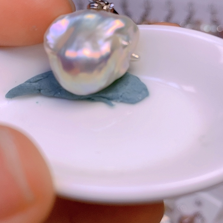 淡水珍珠颈饰合金