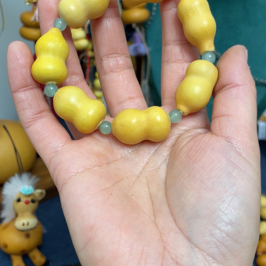 萱***儿和处女库鲁鲁戴假发尽管开口