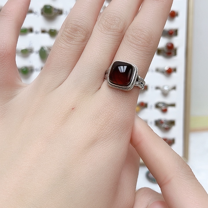 血珀戒指银S925镶嵌天然