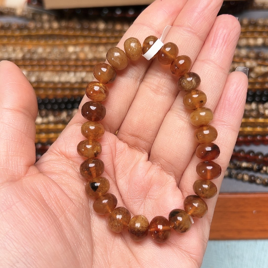 琥珀未镶嵌裸石抚顺琥珀九10673