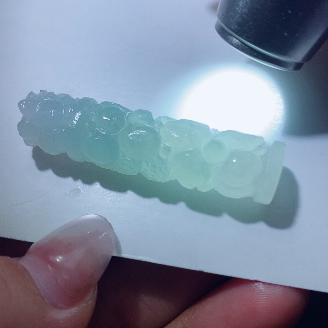 定制翡翠未镶嵌翡翠