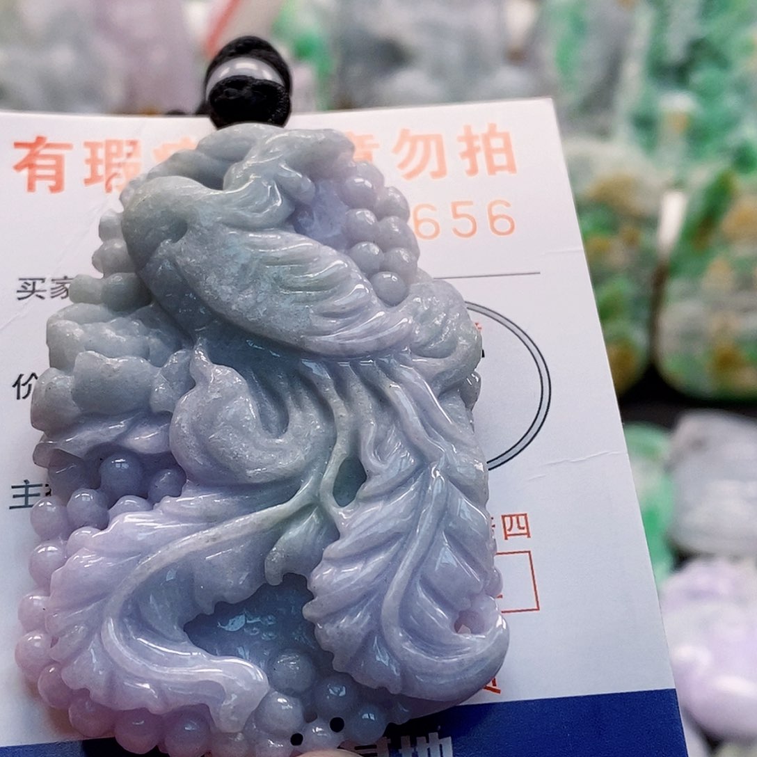 吊坠(不含链)未镶嵌翡翠