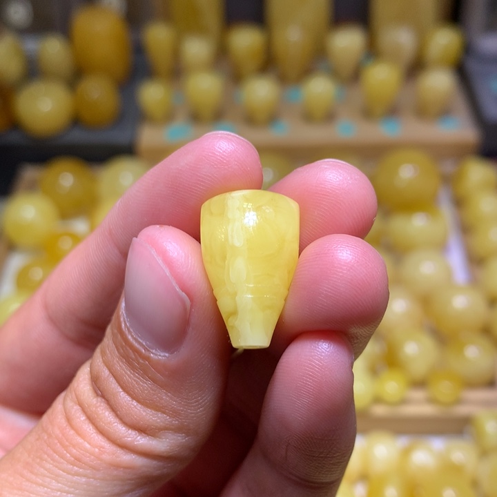 蜜蜡裸石未镶嵌天然俄料白花蜜蜡直切三通12.4