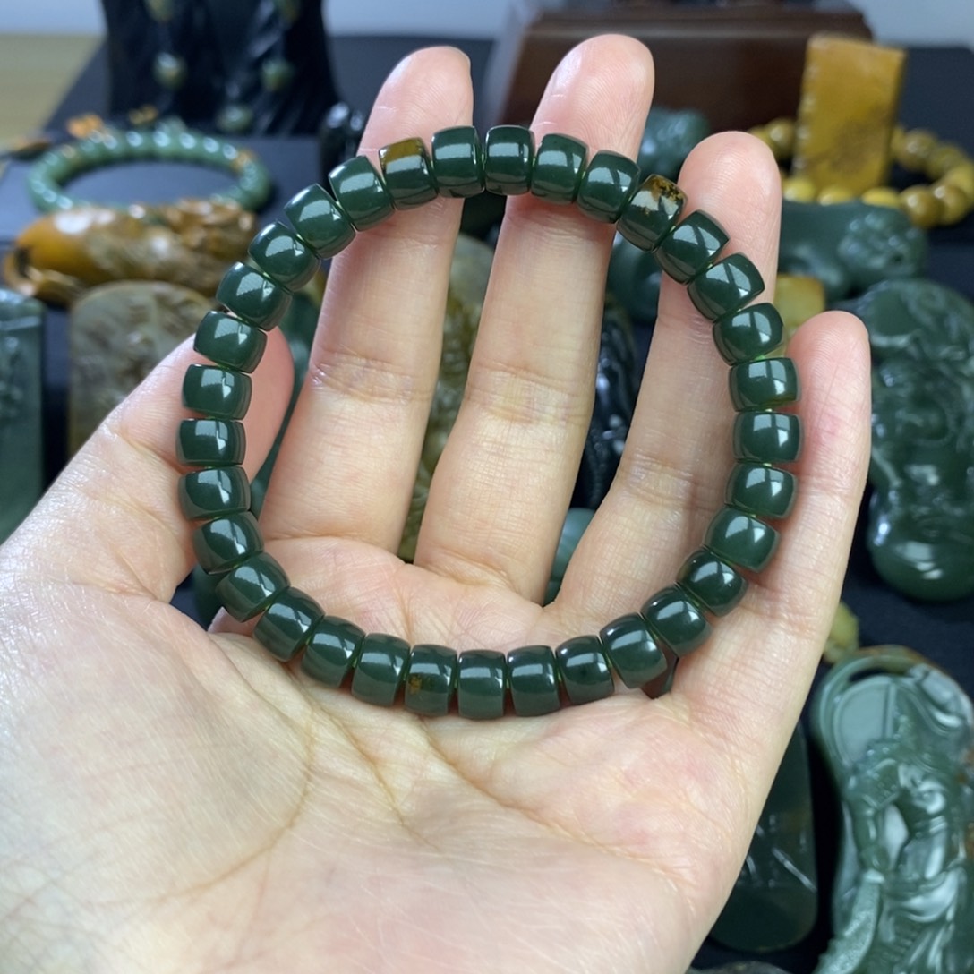 别****岫岩河磨玉（透闪石质玉）未镶嵌手链