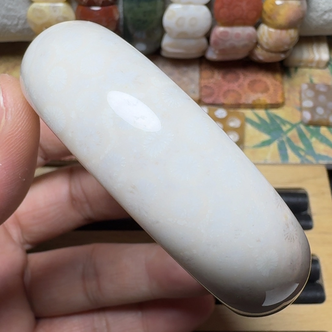 硅化玉天然有机玉石保真色未镶嵌59圈口