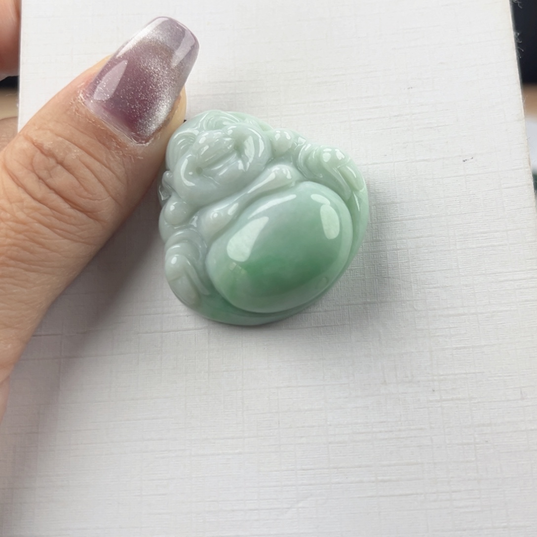 @***e翡翠未镶嵌颈饰佛公