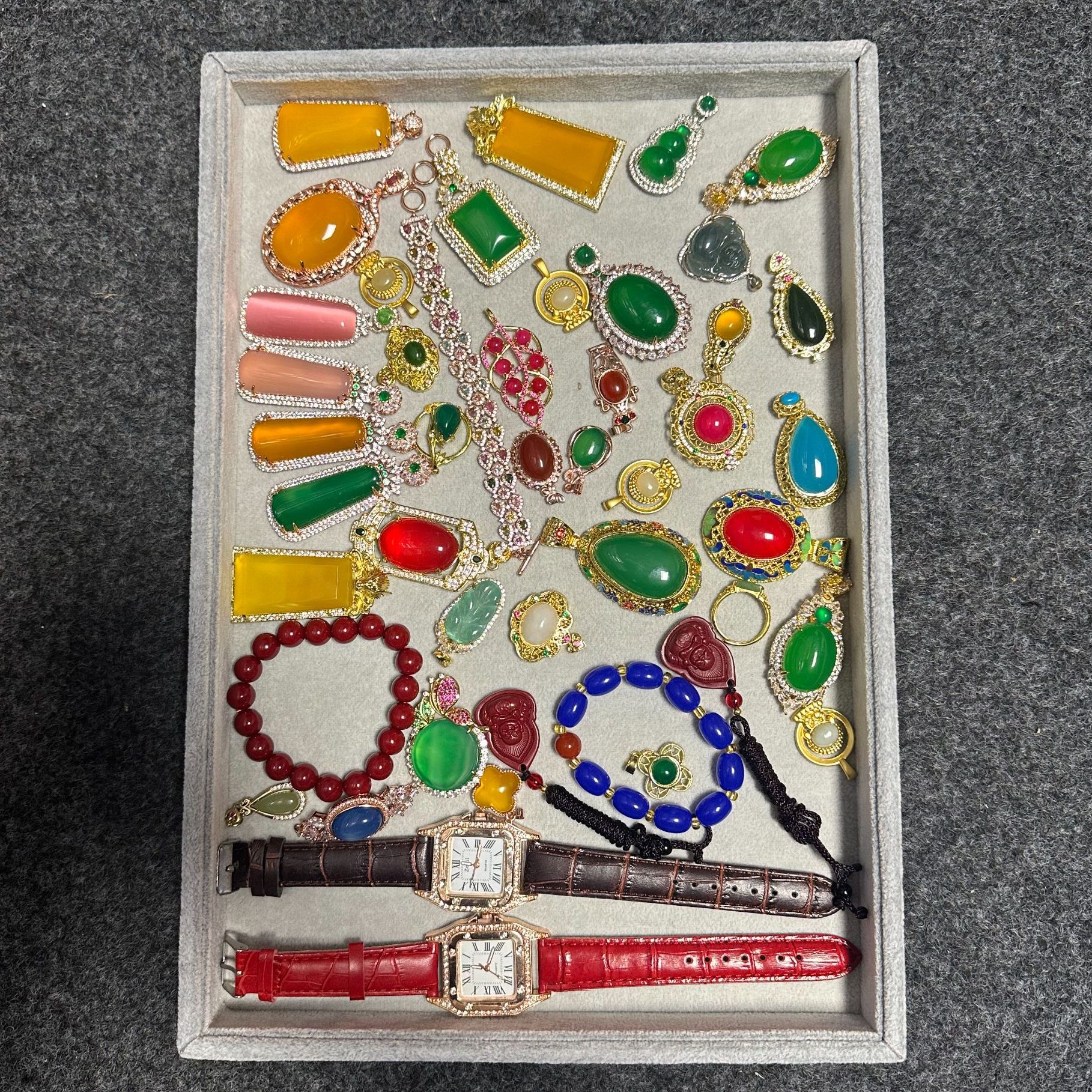 【雯雯福利】精品吊坠手串 拍一随机发一