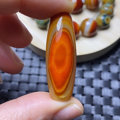 未镶嵌颈饰玛瑙/玉髓微*