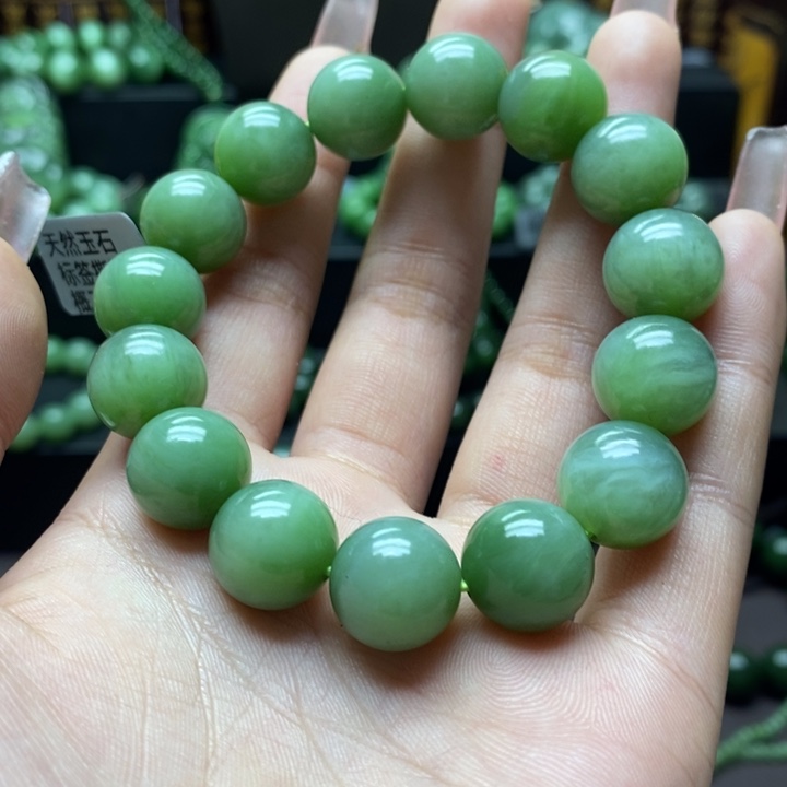 和田玉手串未镶嵌