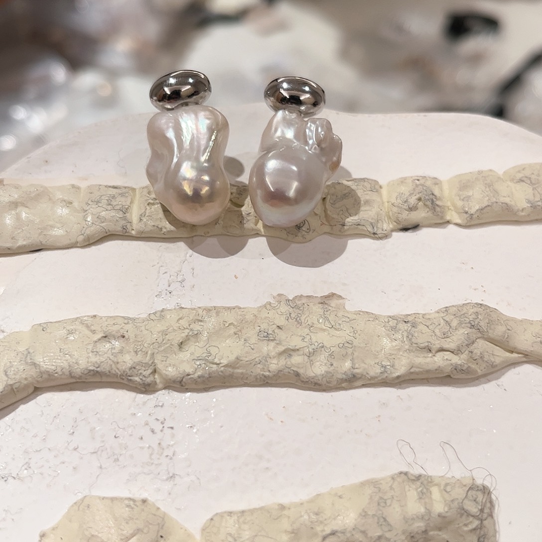 淡水珍珠耳饰合金