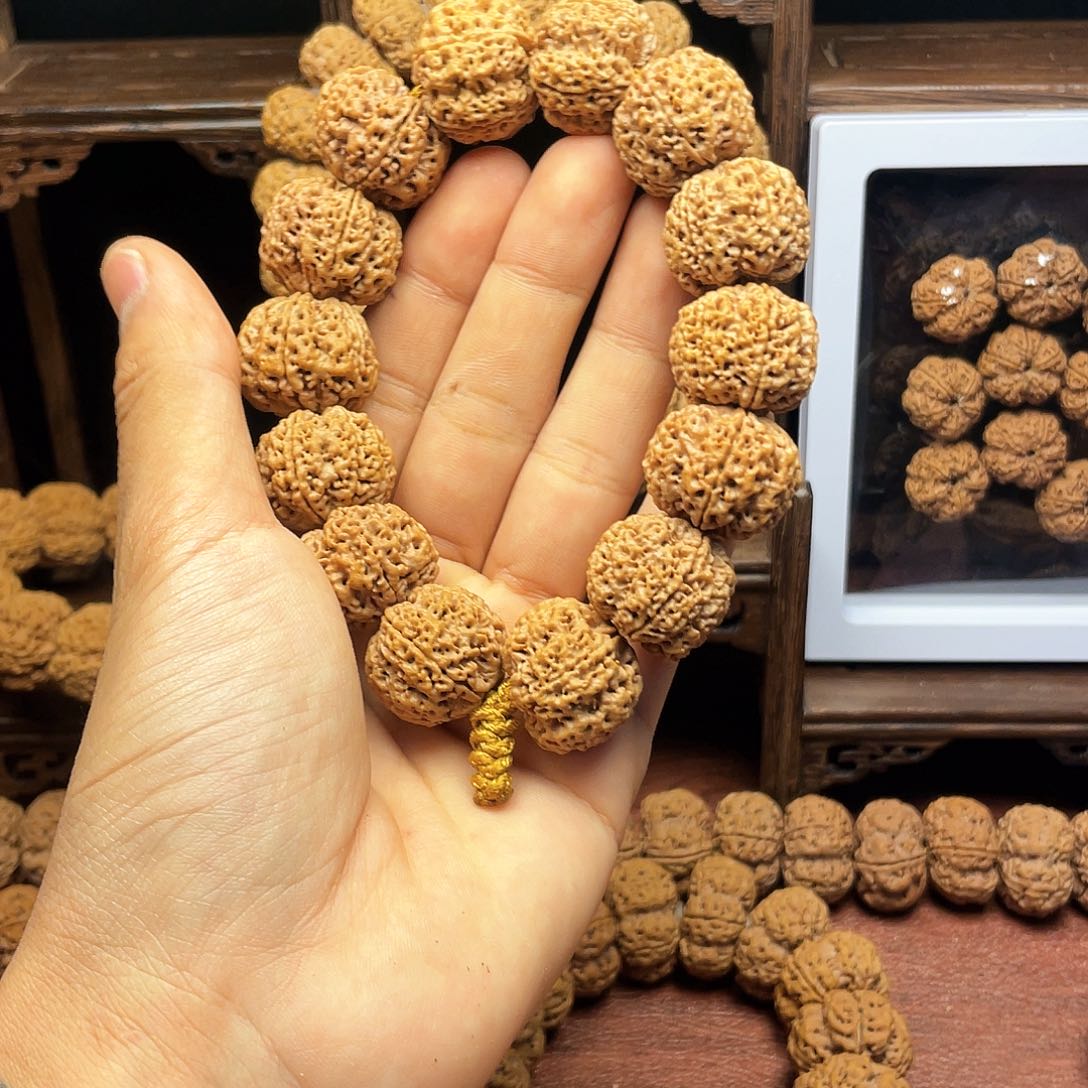 金刚菩提吊坠23蜂王