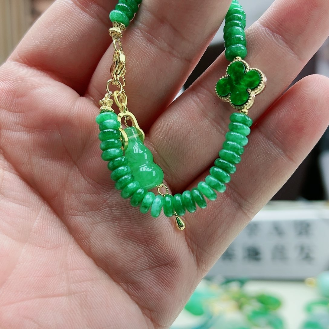 翡翠吊坠(赠链)银S925镶嵌