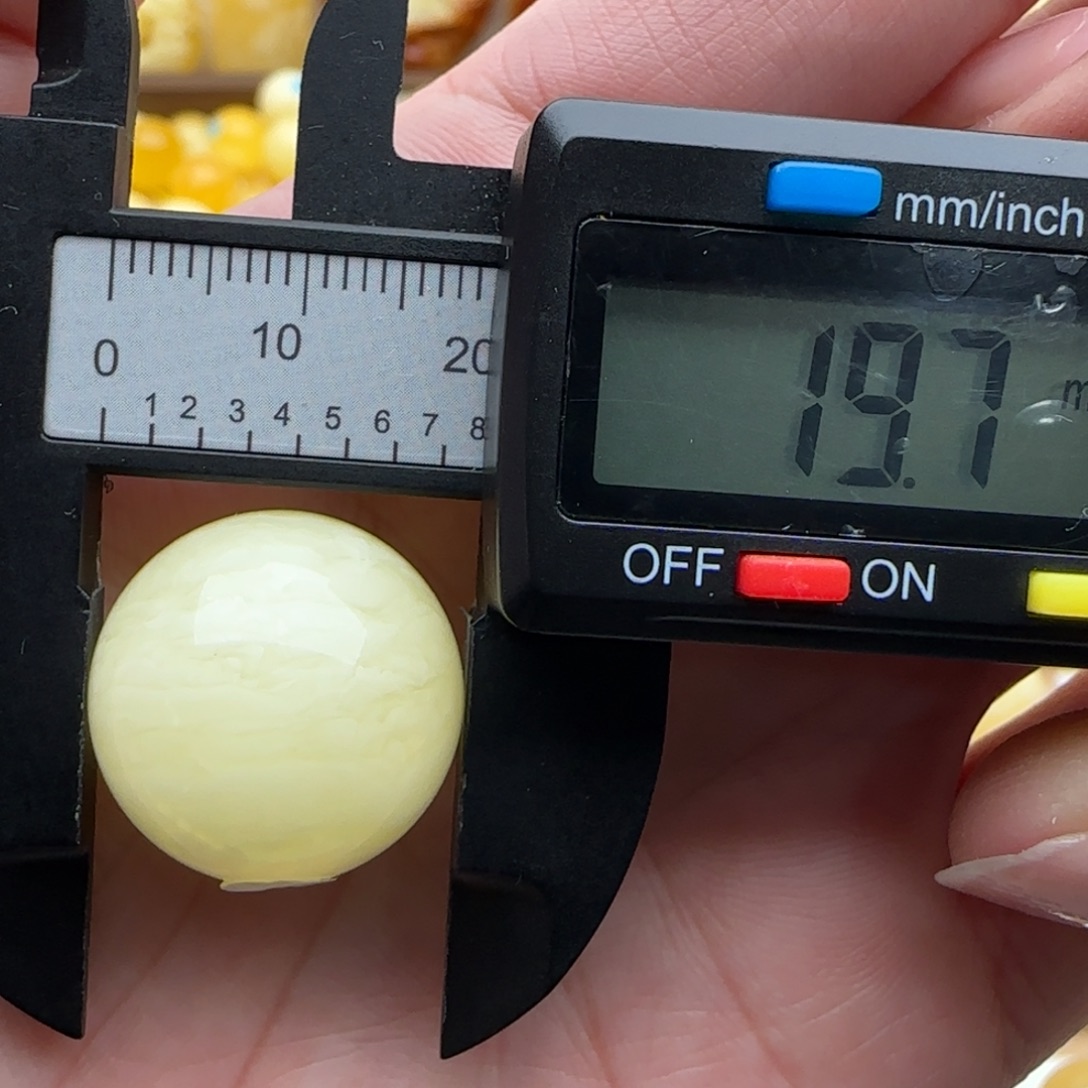 蜜蜡未镶嵌裸石浓蜡虎皮纹珠子