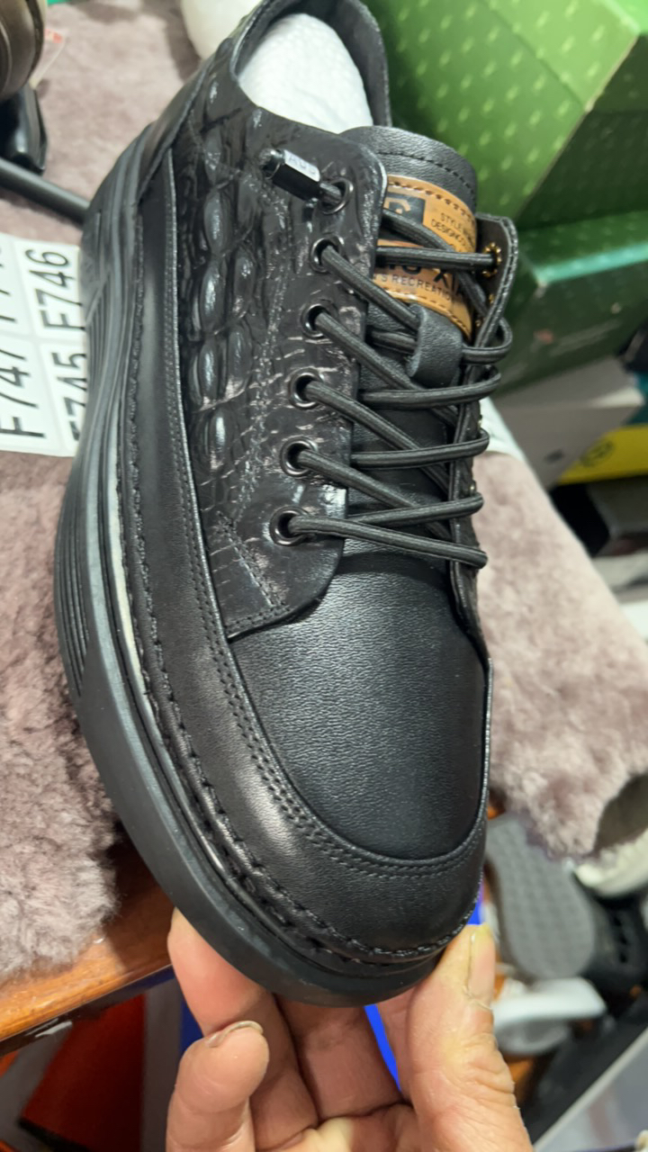 2024年休闲时尚百搭男士鞋