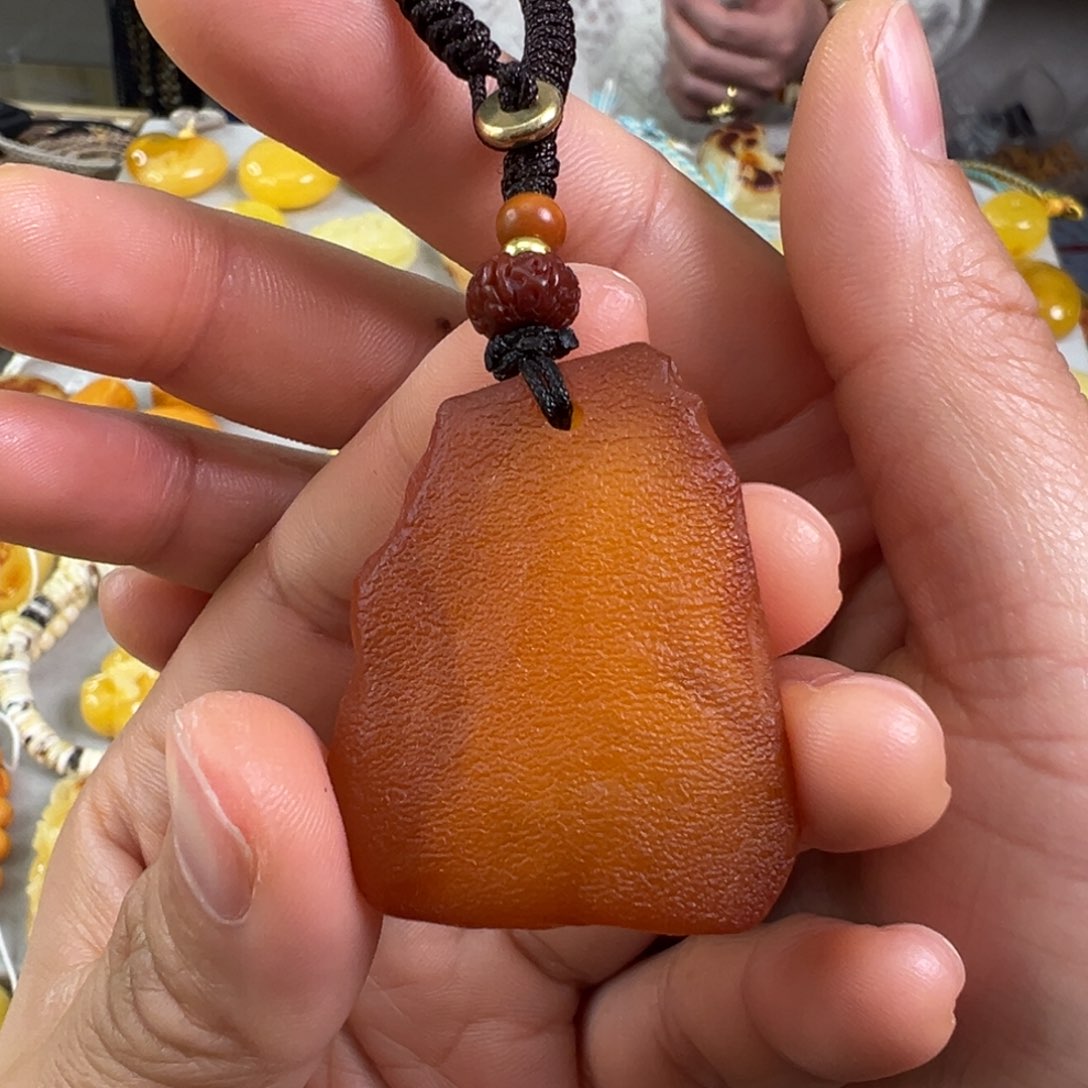 蜜蜡裸石未镶嵌蜜蜡