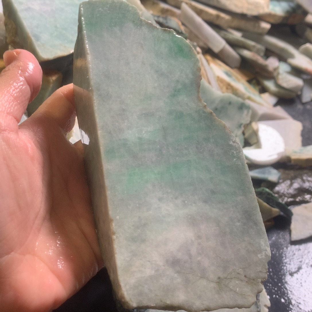 翡翠颈饰未镶嵌缅甸翡翠