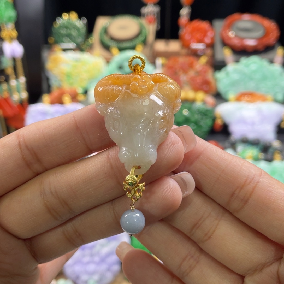 翡翠颈饰未镶嵌代编织