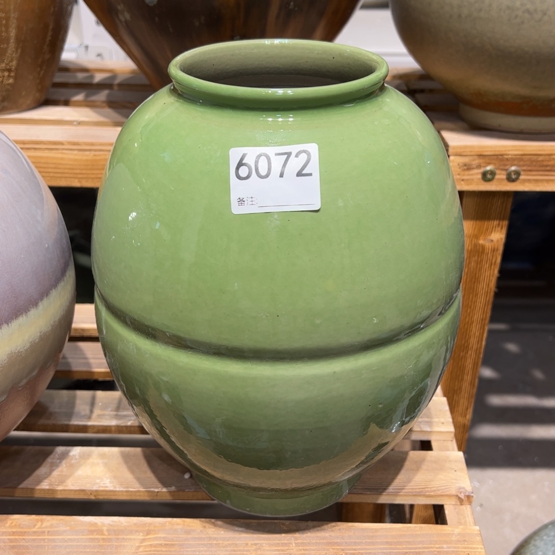 瓷片6072高26口9.5微瑕介意勿拍