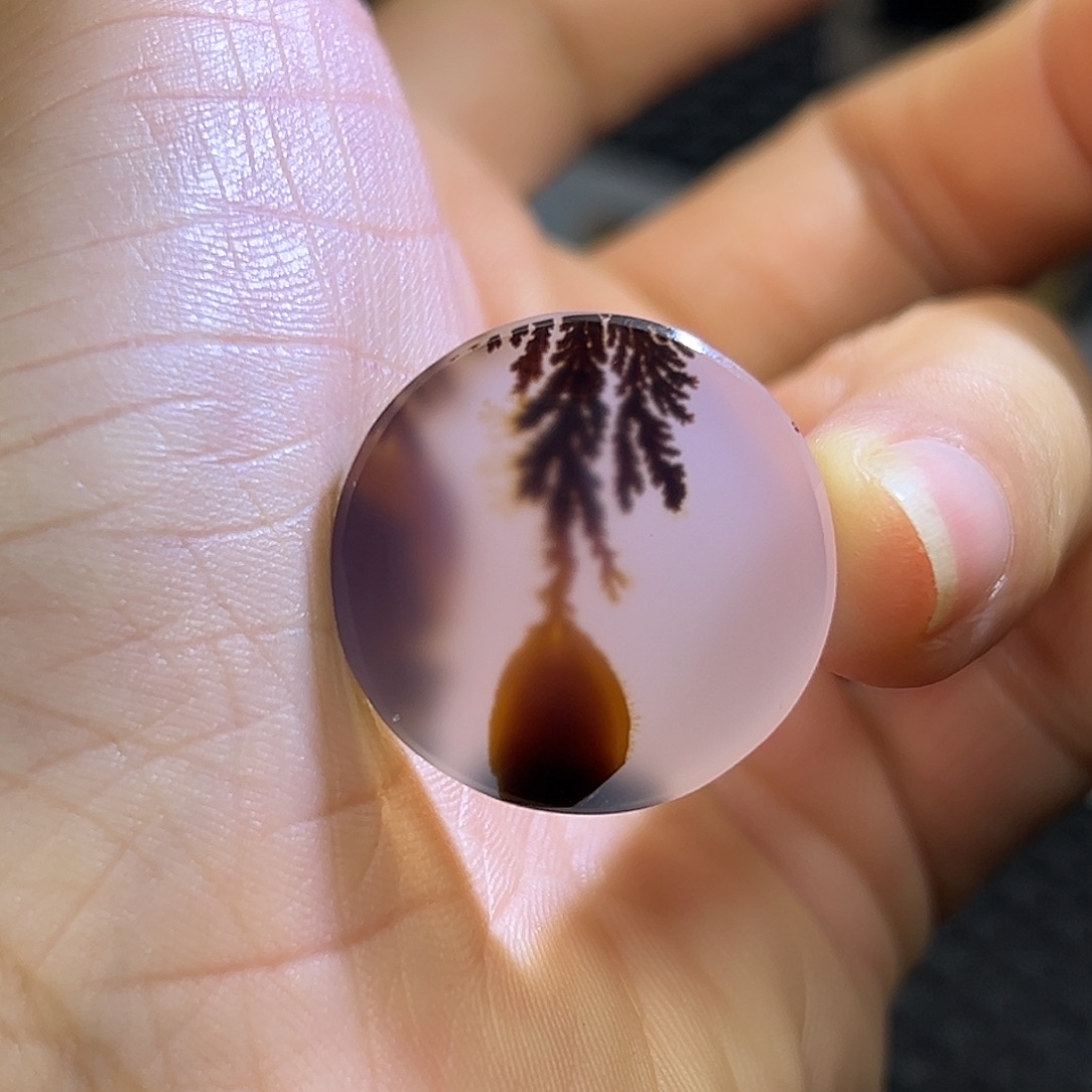 小***瑙玛瑙/玉髓未镶嵌珠宝半成品