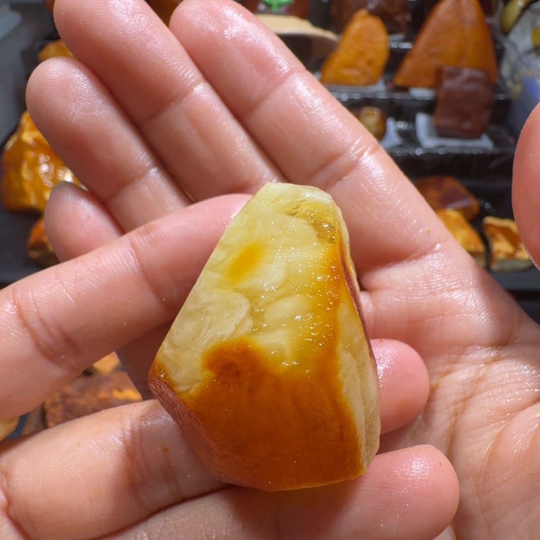 定制琥珀未镶嵌定制