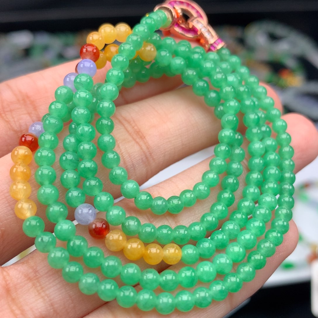 翡翠手链未镶嵌卡