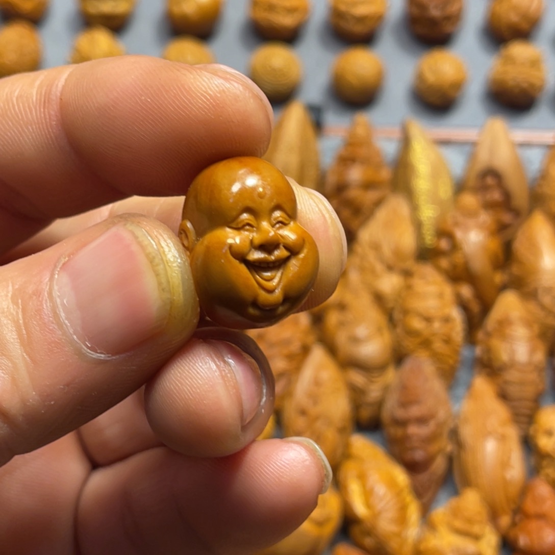 橄榄核吊坠笑佛头