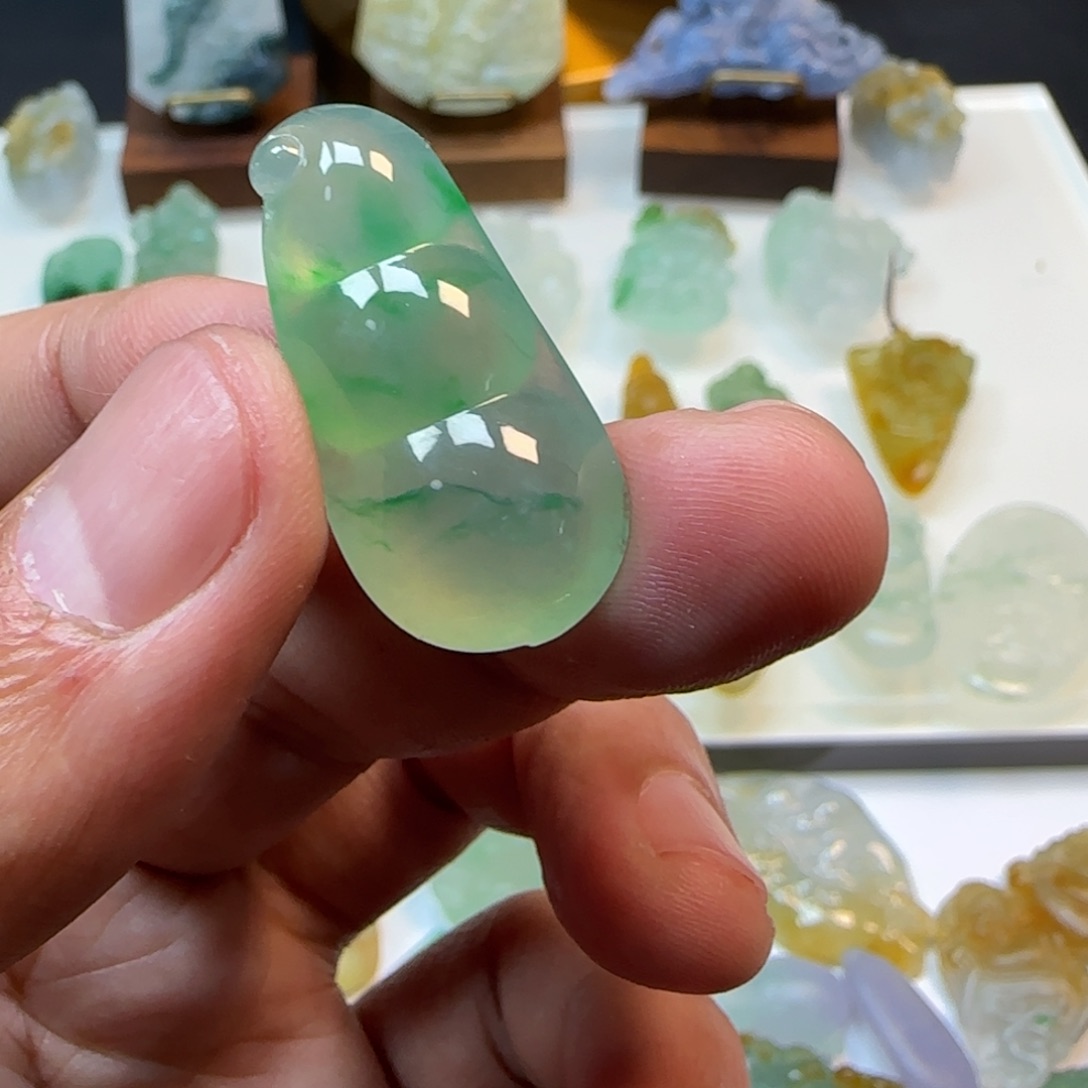 定制翡翠未镶嵌淮*水翡翠