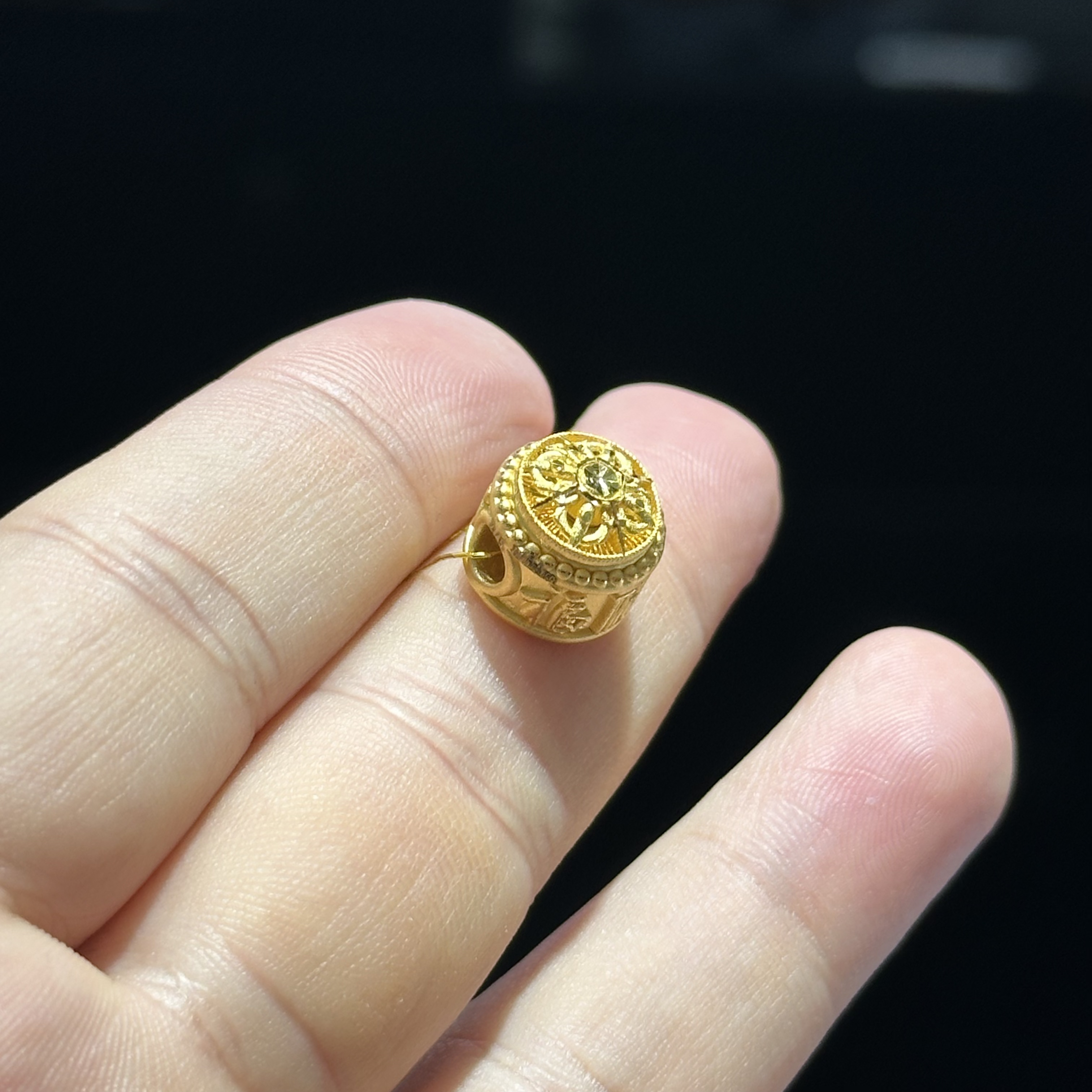足金999 精品 百富通孔（可转动）2.410