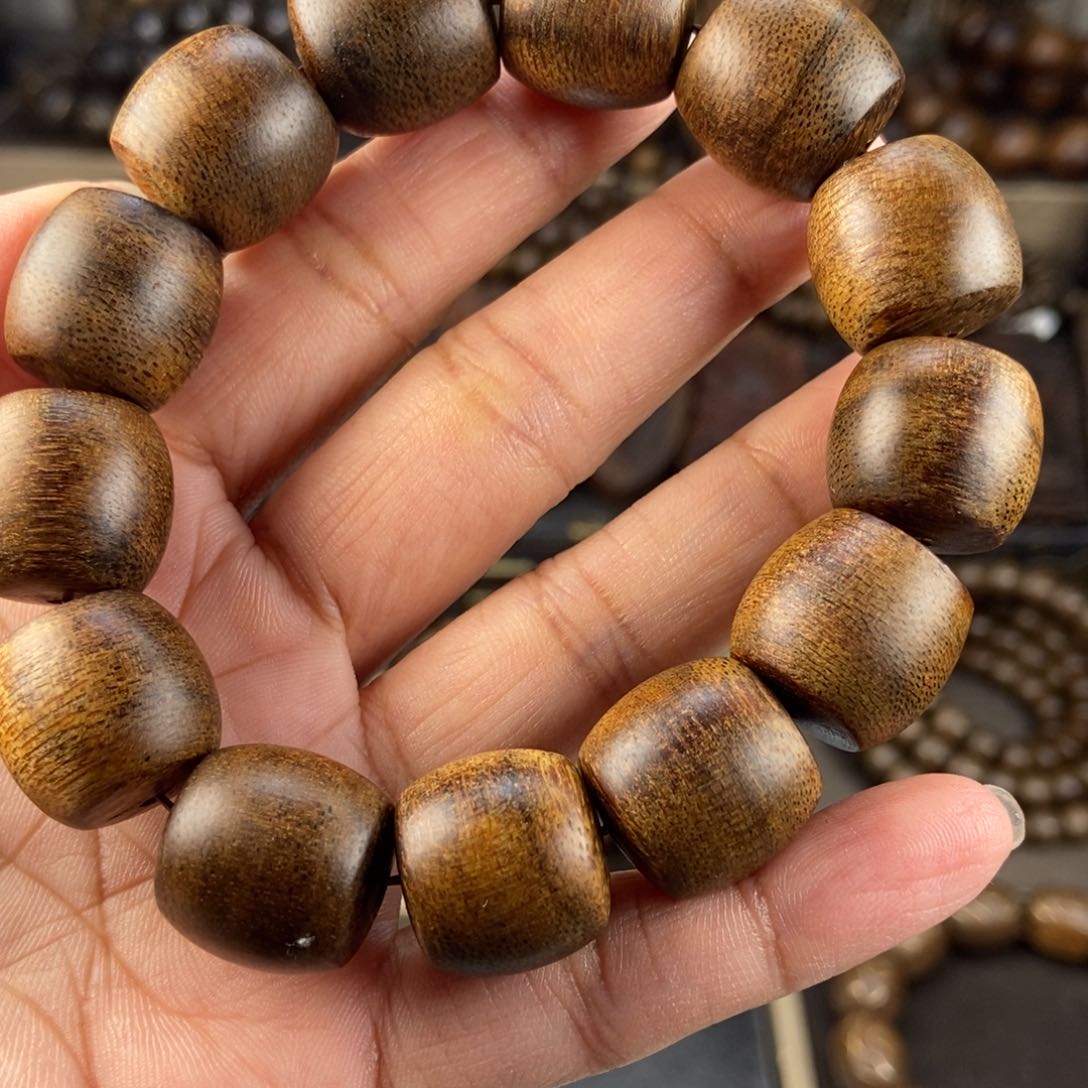 沉香手串用****6越南芽庄富森红土