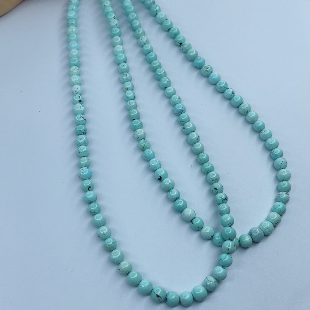 绿松石颈饰未镶嵌