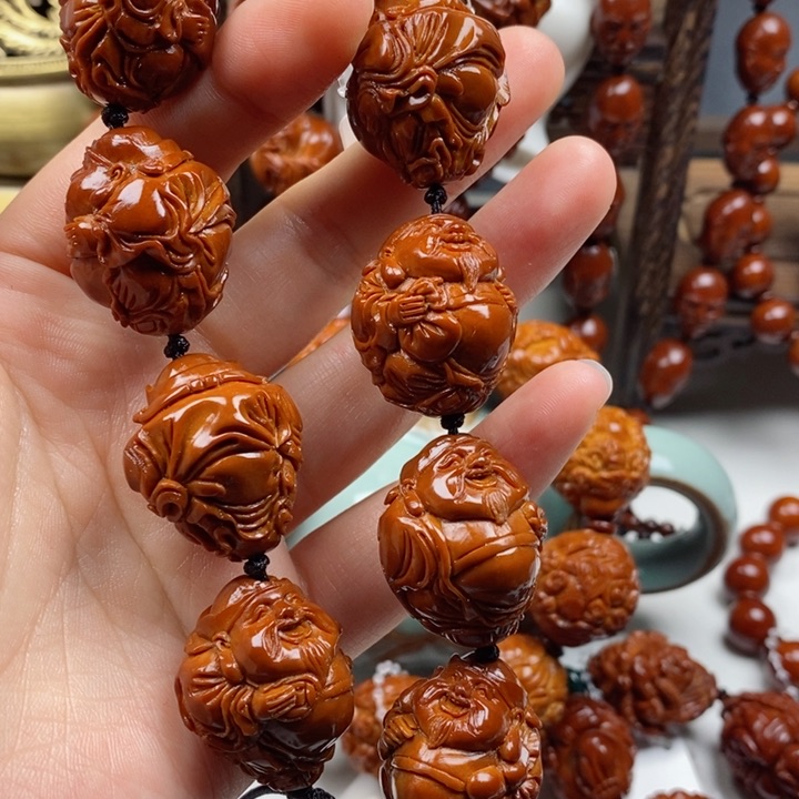 橄榄核吊坠静**变回血回血了