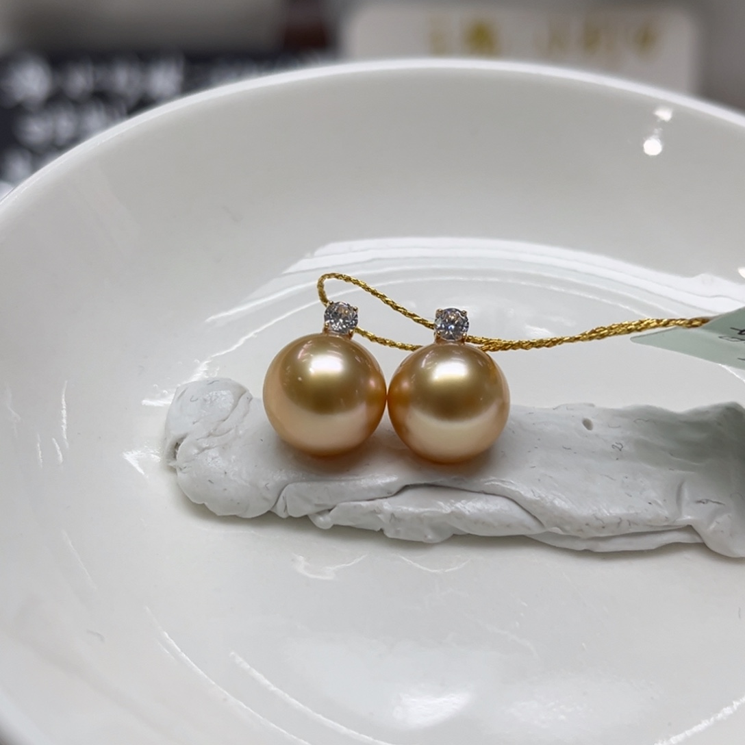 18K金镶嵌海水珍珠耳饰10-11mm