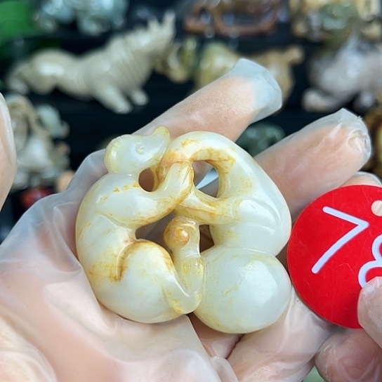 和田玉颈饰未镶嵌