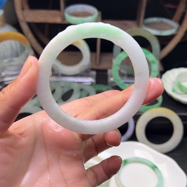 定制翡翠未镶嵌翡翠